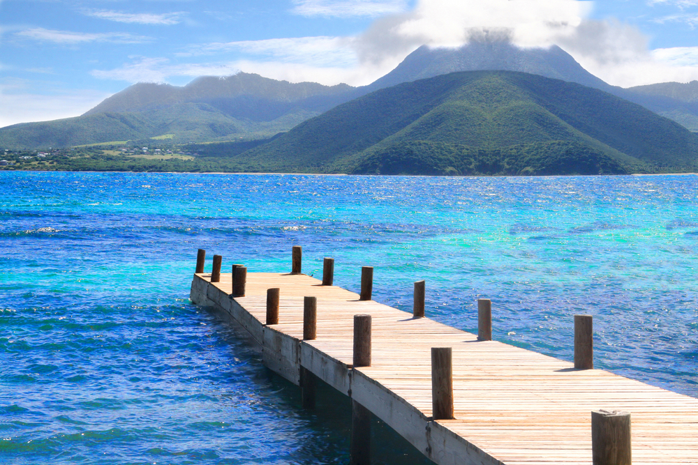 Nevis Steg ins Meer, Tripodo.de