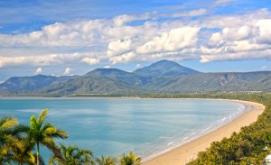 Four Mile Beach Tripodo Port Douglas Australien Rundreisen Strand Bucht