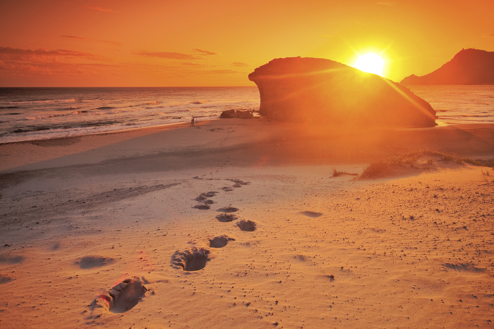 Almeria_cabo de gata_künstler_ Fesus Robert_shutterstock_89634823