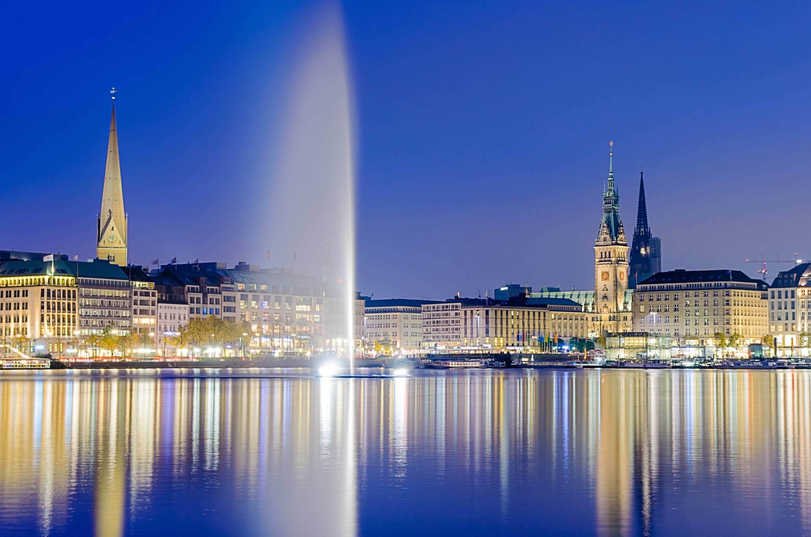 Hamburg, Innenalster, tripodo.de, hamburger rathaus