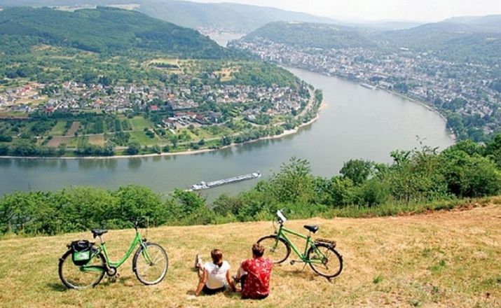 Rhein-Radweg Velociped Fahrradreisen 1