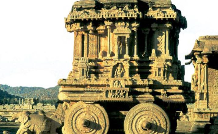 The Golden Chariot Lotus Travel Service 1