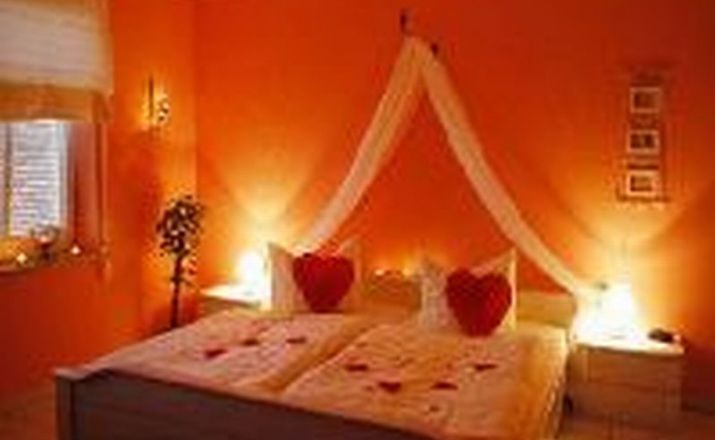 Aqua-Night in der Aquasuite mit Whirlpool & Wasserbett Verwöhnwochenende.de 1