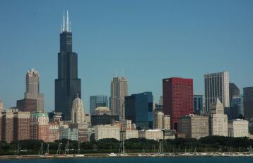  | Chicago am Ufer des Lake Michigan.