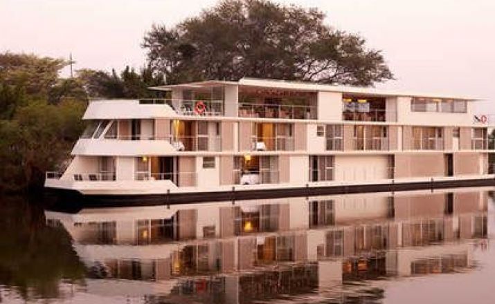 Zambezi Queen - Flusssafari Botswana Südafrika Deluxe 1