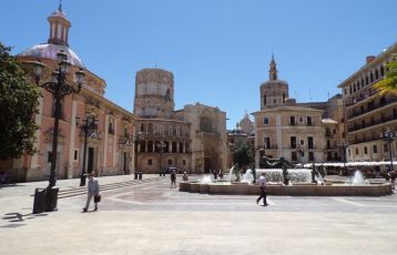  | Der Kathedral-Platz in Valencia.