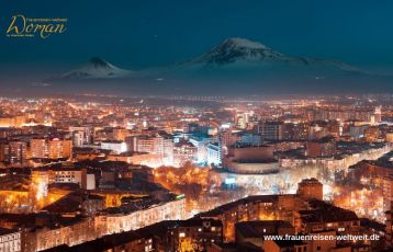 Frauenreise Armenien Yerevan by night
